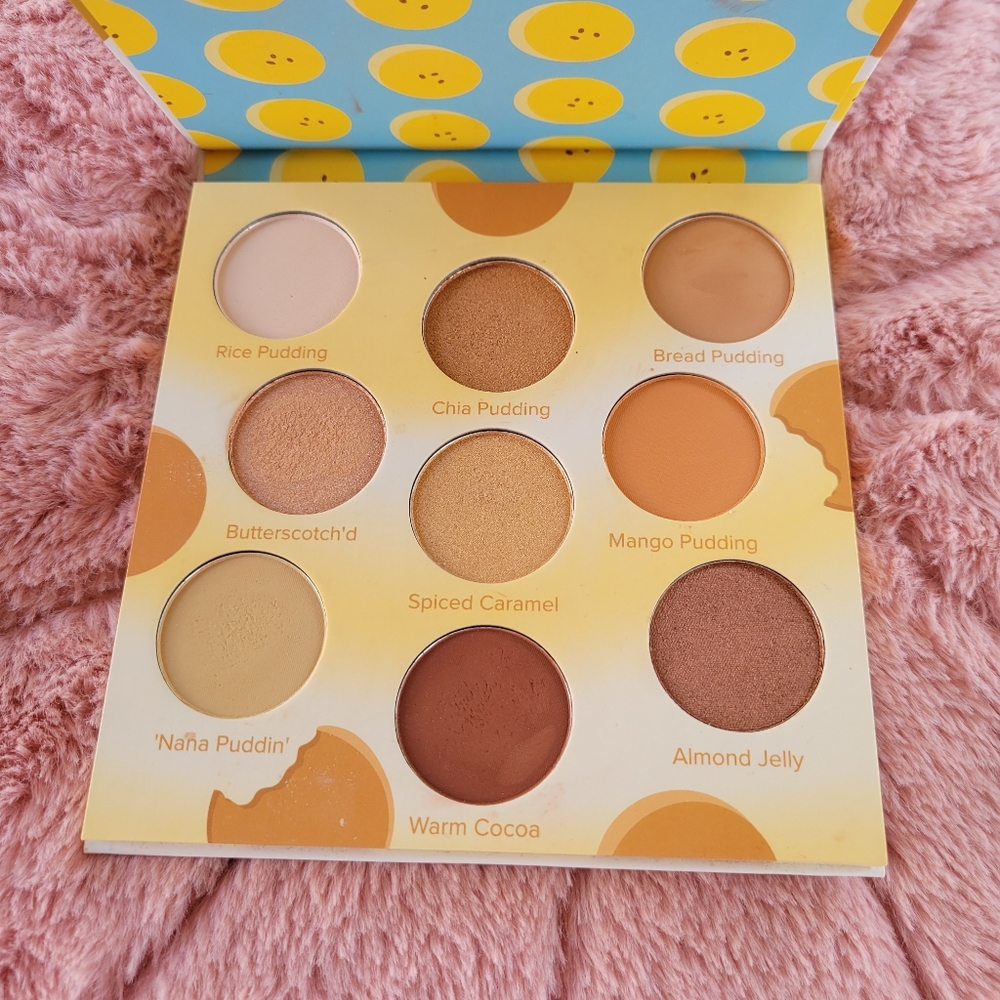Fall eyeshadow pallet